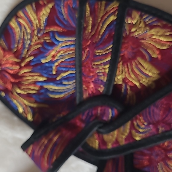 3/$15🚨WAS $45 PACIFIC LIVING Slides size 11 - Picture 6 of 10